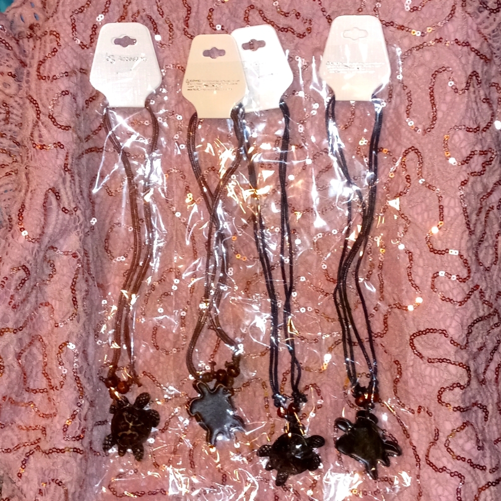 Brown Leather & Wooden Turtle adjustable necklace.